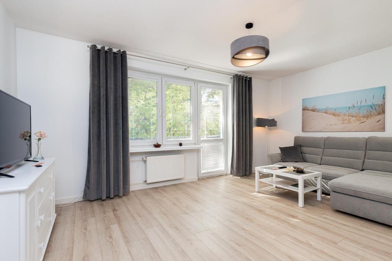 Gdanska Two-Bedroom Apartment Brzezno Beach By Noclegi Renters Ngoại thất bức ảnh
