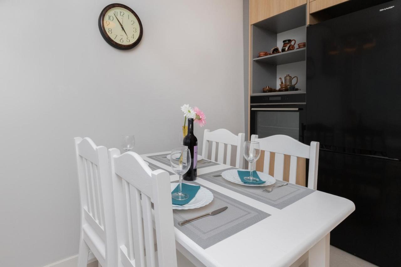 Gdanska Two-Bedroom Apartment Brzezno Beach By Noclegi Renters Ngoại thất bức ảnh